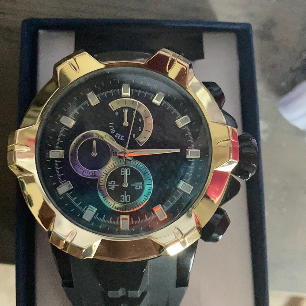 Watch - Picture 6 of 7